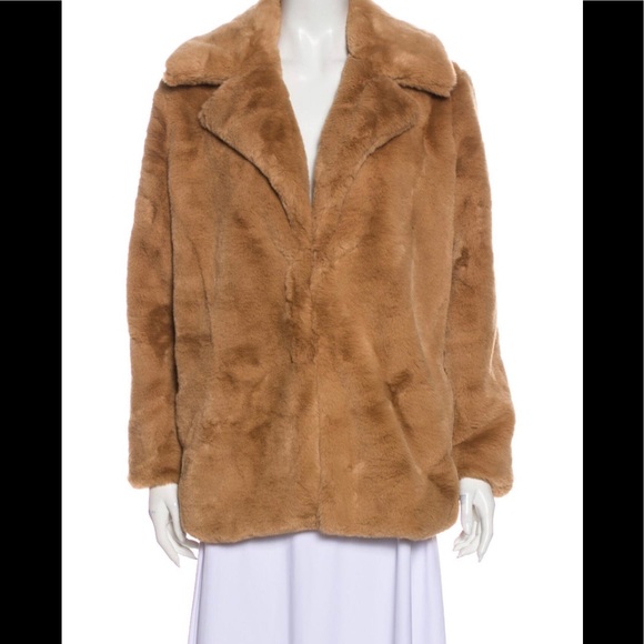 Cupcakes and Cashmere faux fur coat 🧥 - Picture 3 of 10